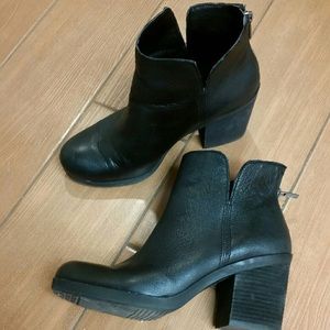 Lucky Brand Size 10 Booties